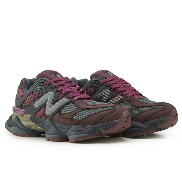 New Balance 9060 Black Violet