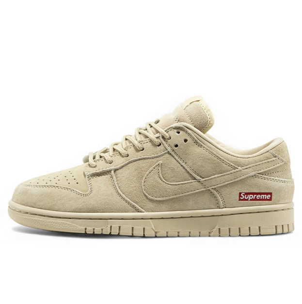 Nike SB Dunk Low x Supreme Beige