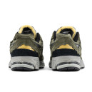 Кросівки New Balance 2002R Protection Pack Dark Moss M2002RDN Оливковий