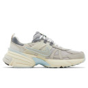 Кросівки Nike V2K Run Light Bone Iron Ore FZ3596-072 Сірий