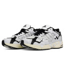 Кроссовки Adidas Response x Bad Bunny White Black Черный/серый