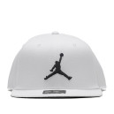 Кепки/Бейсболки Бейсболка JORDAN PRO JUMPMAN SNAPBACK AR2118-101 Білий