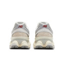 Кросівки New Balance 9060 Lunar New Year U9060LNY Бежевий/сірий