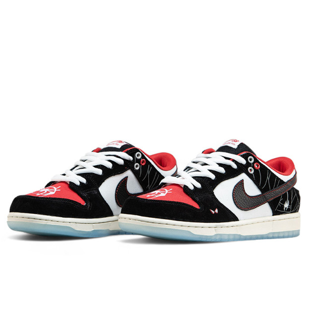 Nike SB Dunk Low Spider-Man