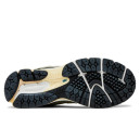 Кросівки New Balance 2002R Protection Pack Mirage Gray M2002RDD Оливковий