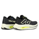 Кросівки New Balance FuelCell SuperComp Trainer V2 Black Beige Yellow Чорний/сірий
