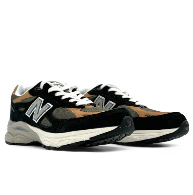New Balance 990 Black Beige
