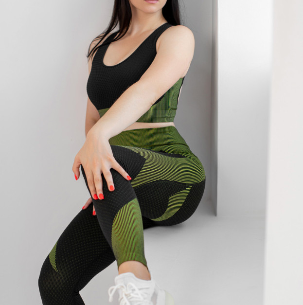 Топ Спортивний Чорно Зелений з Візерунком