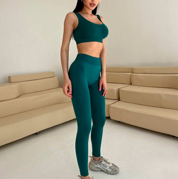 Топ Спортивний Зелений