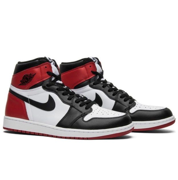 Jordan 1 Retro High OG Black Toe 2016 Release 555088-125