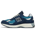Кросівки New Balance 2002R Protection Pack Dark Navy M2002RDF Білий/синій