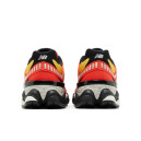 Sneakers New Balance 9060 x DTLR Big Kid Fire Sign GC9060DM Orange