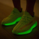 Sneakers Adidas Yeezy 350 Boost V2 Glow EG5293 Green