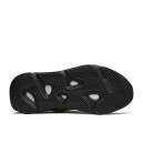 Sneakers Adidas Yeezy Boost 700 MNVN Phosphor FY3727 Green