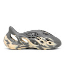 Flip-flops and sandals Adidas Yeezy Foam RNNR MXT Moon Gray GV7904 Beige/gray