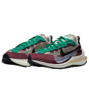 Sneakers Nike Vaporwaffle sacai Villain Red Neptune Green DD3035-200 Burgundy