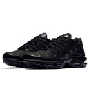 Кросівки Nike Air Max Plus Triple Black 604133-050 Чорний