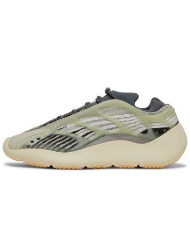 Кроссовки Adidas Yeezy 700 V3 Fade Salt ID1674 Разноцветные