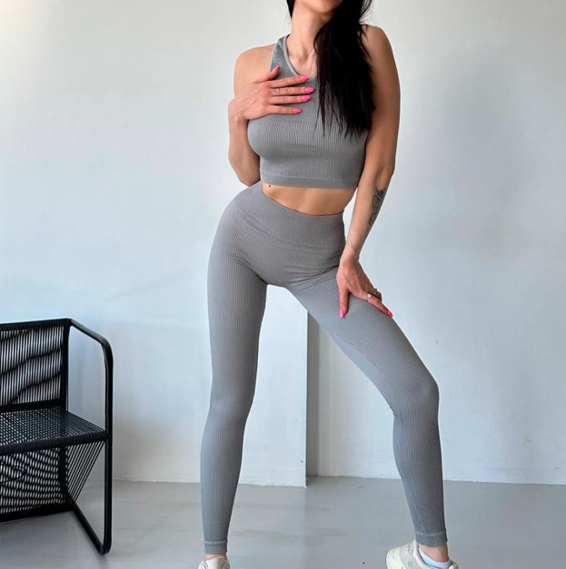Легінси Сірі в Рубчик з Push-Up Ефектом