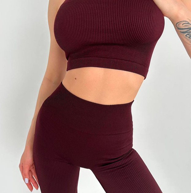 Топ Спортивний Темно Бордовий в Рубчик