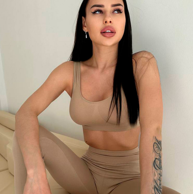 Топ Спортивний Бежевий