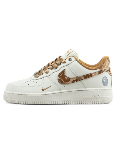 Sneakers Nike Air Force 1 Low x BAPE White Beige Multicolored