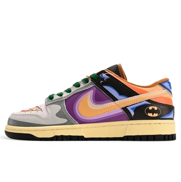 Nike SB Dunk Low Batman x Joker