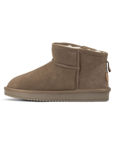 Boots Brown