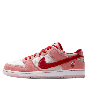 Sneakers Nike SB Dunk Low StrangeLove Skateboards CT2552-800 Pink