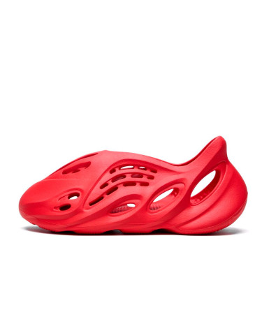 В'єтнамки та шльопанці Adidas Yeezy Foam Runner Vermillion GW3355 Червоний