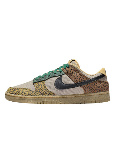 Sneakers Nike Dunk Low Safari Golden Moss DX2654-200 Brown, Beige